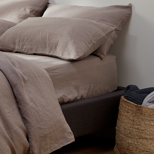 WASHED LINEN FITTED SHEET